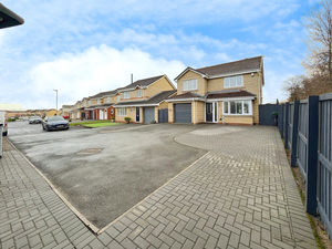 Photo 16- click for photo gallery